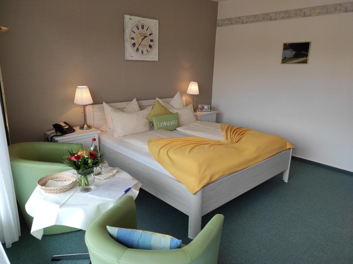 Hotel Diekseequell Superior Am Dieksee Malente Buitenkant foto