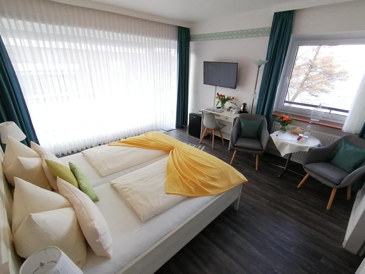 Hotel Diekseequell Superior Am Dieksee Malente Buitenkant foto