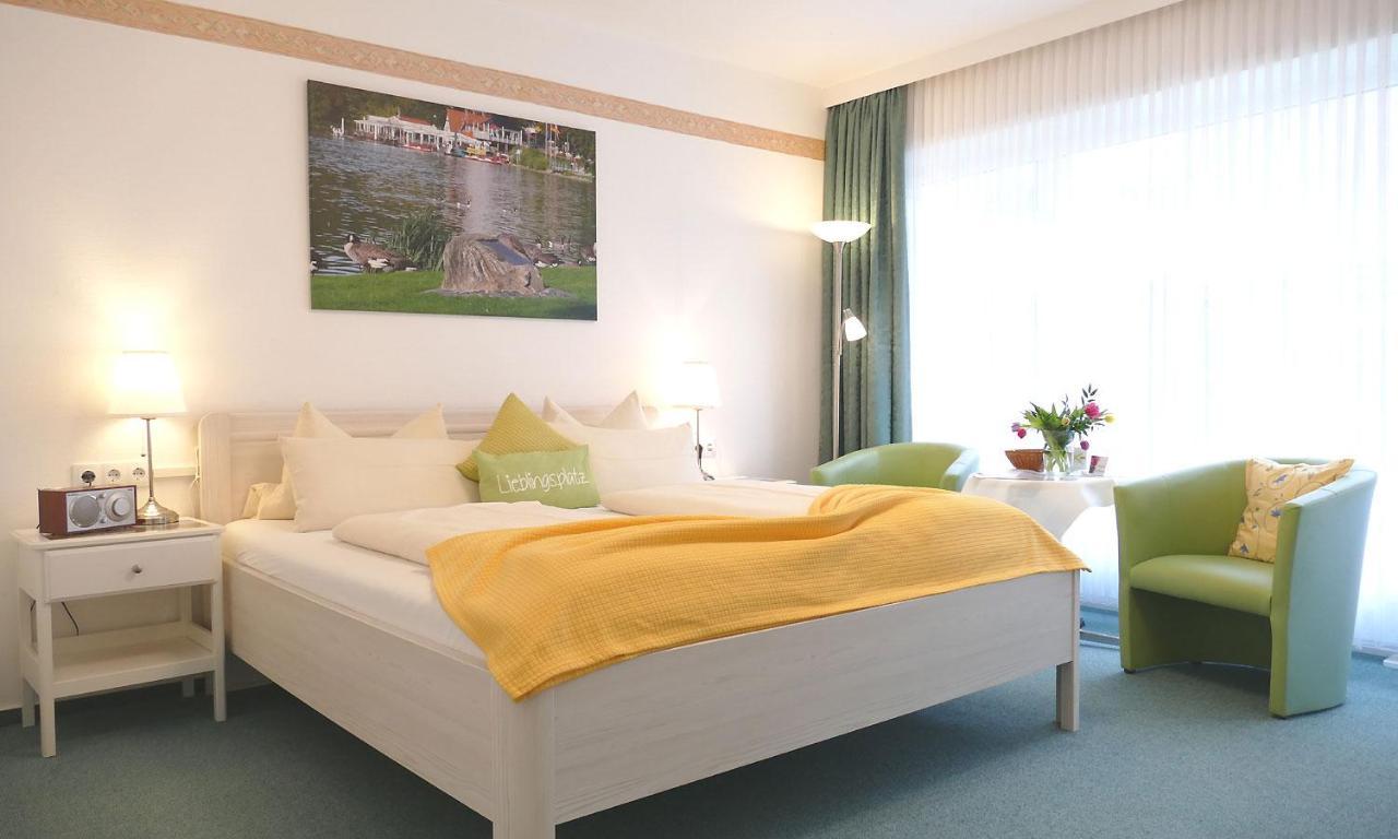 Hotel Diekseequell Superior Am Dieksee Malente Buitenkant foto